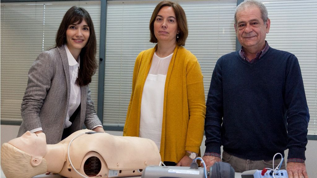 imagenacion.com fotos 1 3640 DignaMaraGonzlez Otero SofaRuizdeGauna JesusMaraRuiz