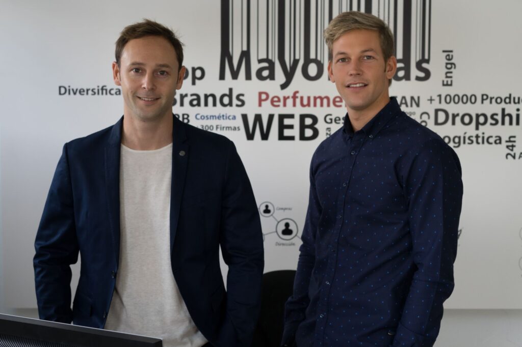 imagenacion.com fotos 1 A la izquierda Gerardo Caellas CEO a la derecha Pedro Caellas Director Comercial